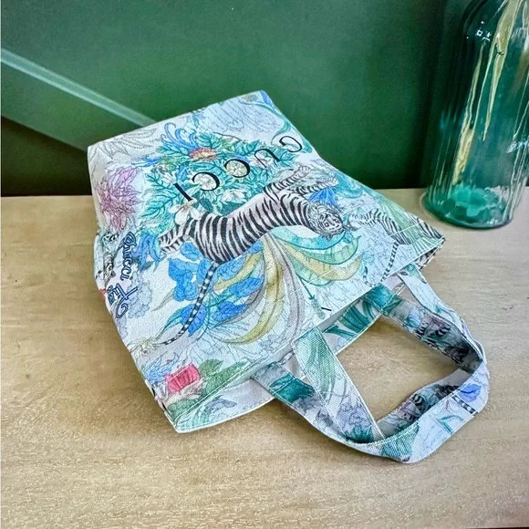 Gucci Multicolor Tiger Print Canvas Mini Tote Bag NWB - Picture 3 of 13